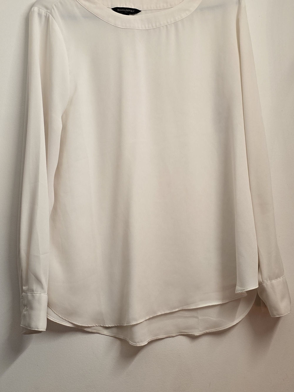 Banana Republic Soft Cream Long-Sleeve Blouse